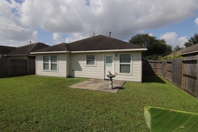 Building Photo - 25118 Hazel Ranch Dr