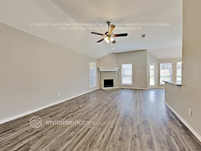 Building Photo - 224 Mulberry Ln