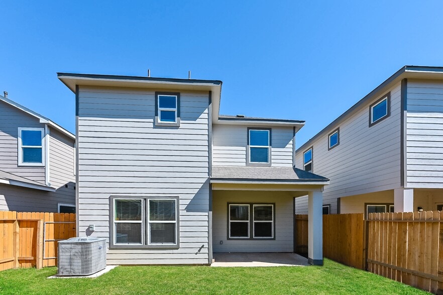 Building Photo - 7935 Cypress Country Dr