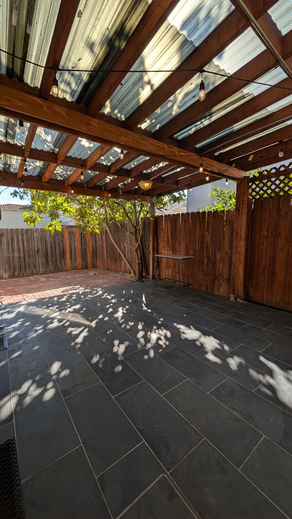 Building Photo - 1203 N Kenilworth Ave