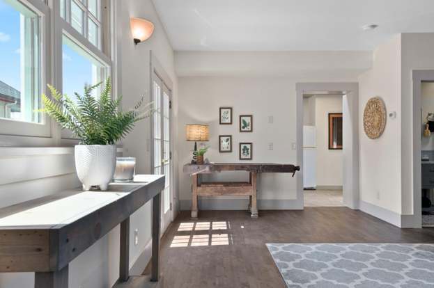 Building Photo - 114 Fairbanks St