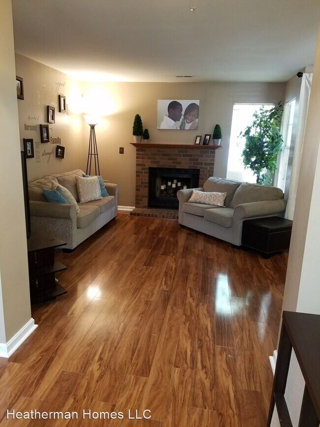 Building Photo - 2 br, 2.5 bath House - 310 Wind Ridge Drive