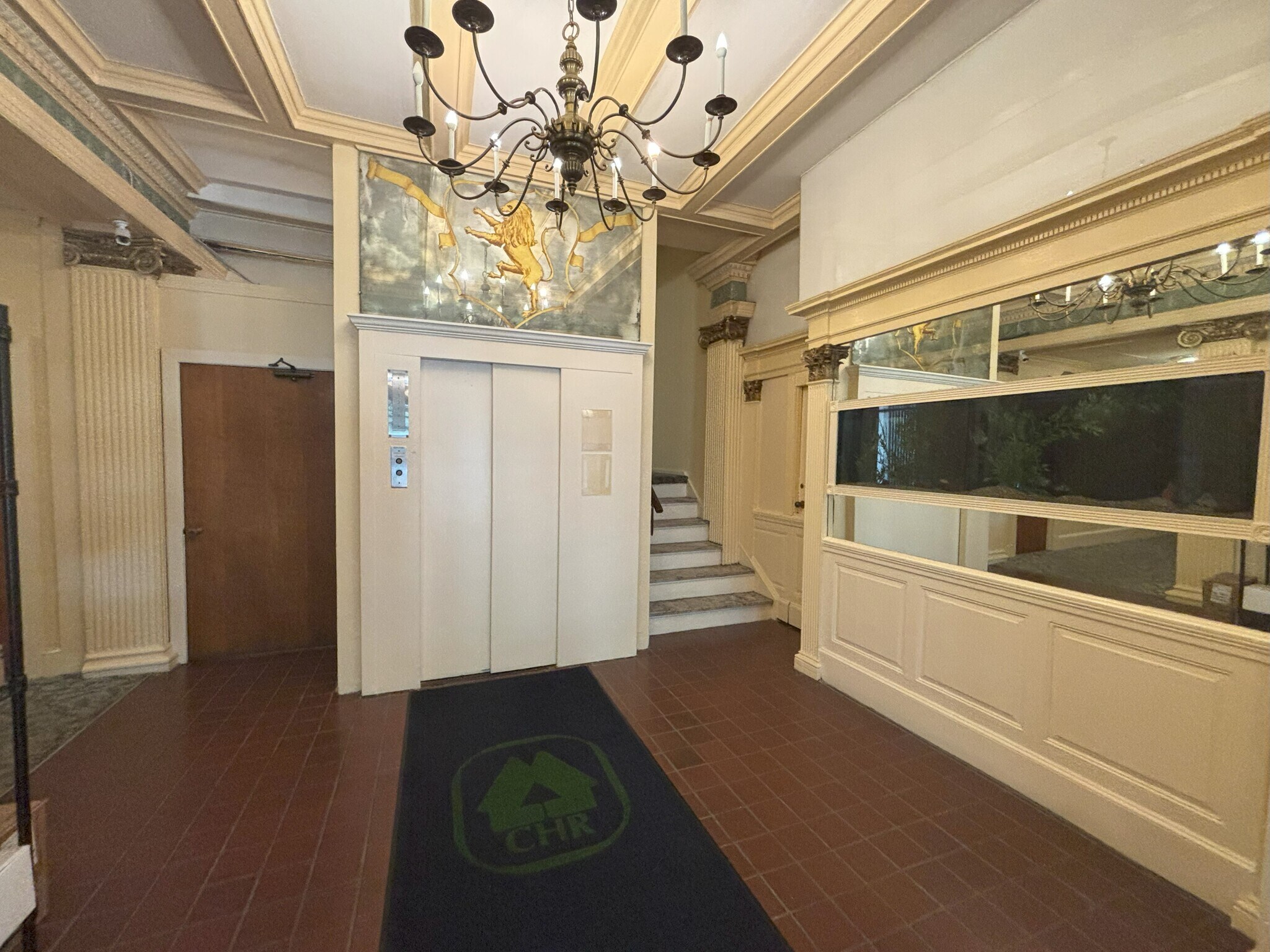 Building Photo - 1243 Beacon St