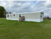 Building Photo - Newly remodeled 3 Bedroom, 2 Bathroom home...