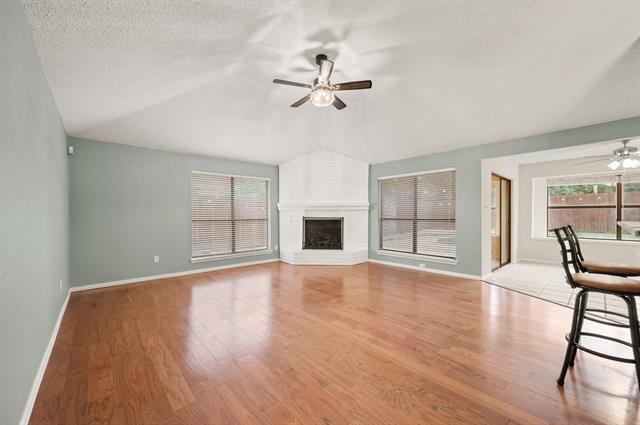 Building Photo - 1037 Colony St