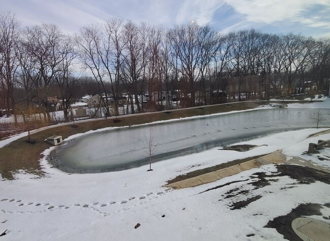 Building Photo - 2 Bedroom 2 Bath Condo