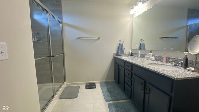 Building Photo - 4081 Lotus St