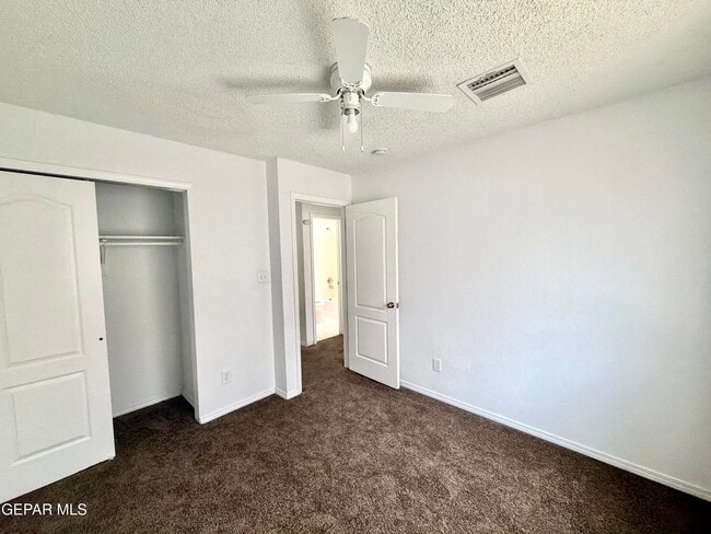 Building Photo - 12501 Sombra Fuerte Dr