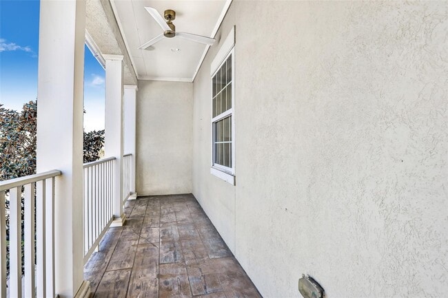 Building Photo - 135 Low Country Ln