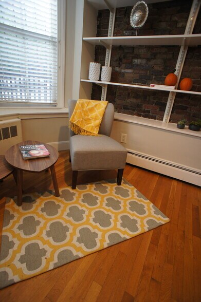 Building Photo - 65 Dartmouth St