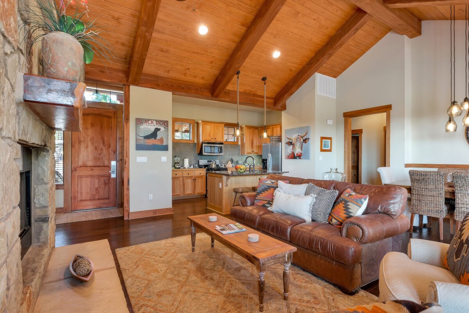 Building Photo - 7249 Sunswept Dr