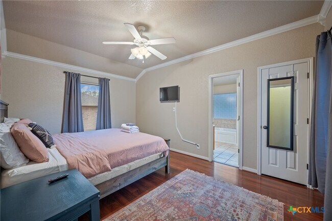 Building Photo - 3805 Republic of Texas Dr