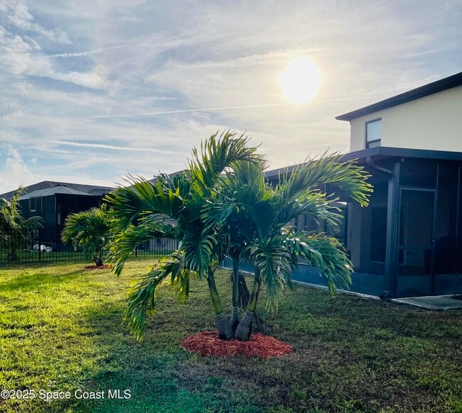 Building Photo - 7351 Amethyst Ave