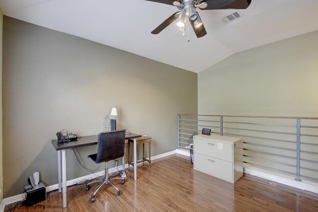 Building Photo - 5500 Steven Creek Way