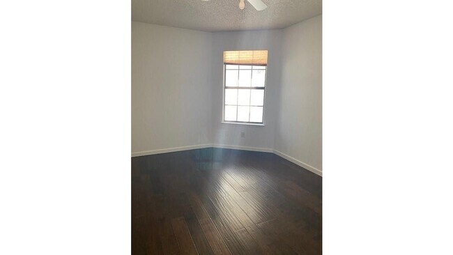 Building Photo - 1803 Ryon Cove
