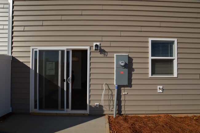 Building Photo - 8145 Sheffield Dr.