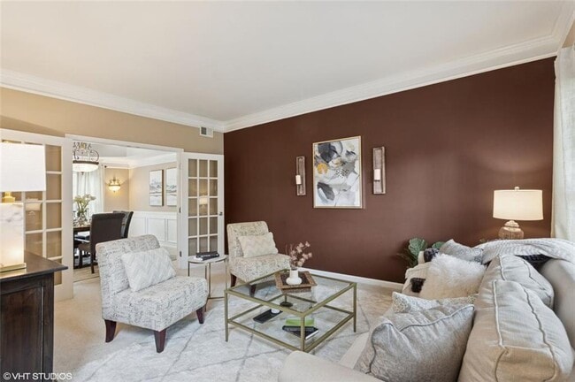 Building Photo - 230 Bluff Oak Dr