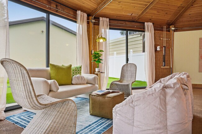 Building Photo - 11988 117th St N