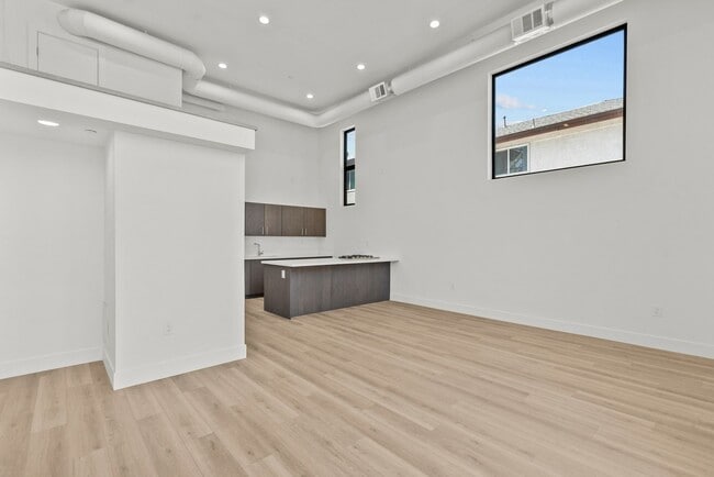 Building Photo - Brand New Live-Work Studio/Lofts in North ...