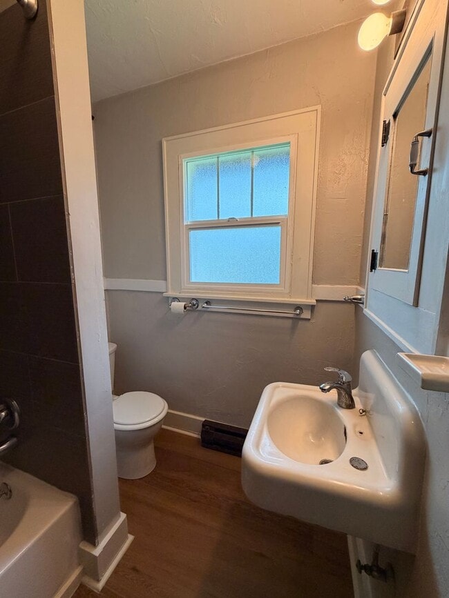 Building Photo - Corner lot 2-bedroom Bungalow
