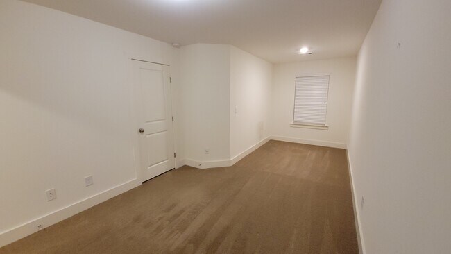 Building Photo - 6372 Princeton Ridge Dr