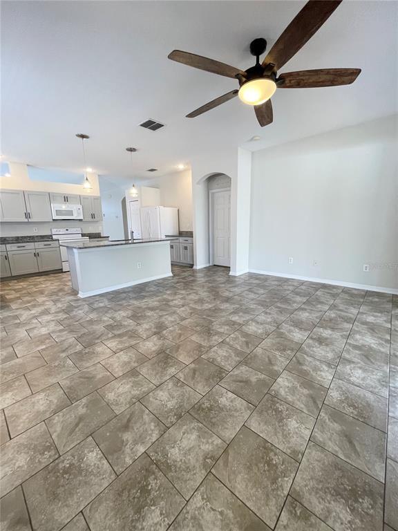 Building Photo - 3009 Clover Blossom Cir