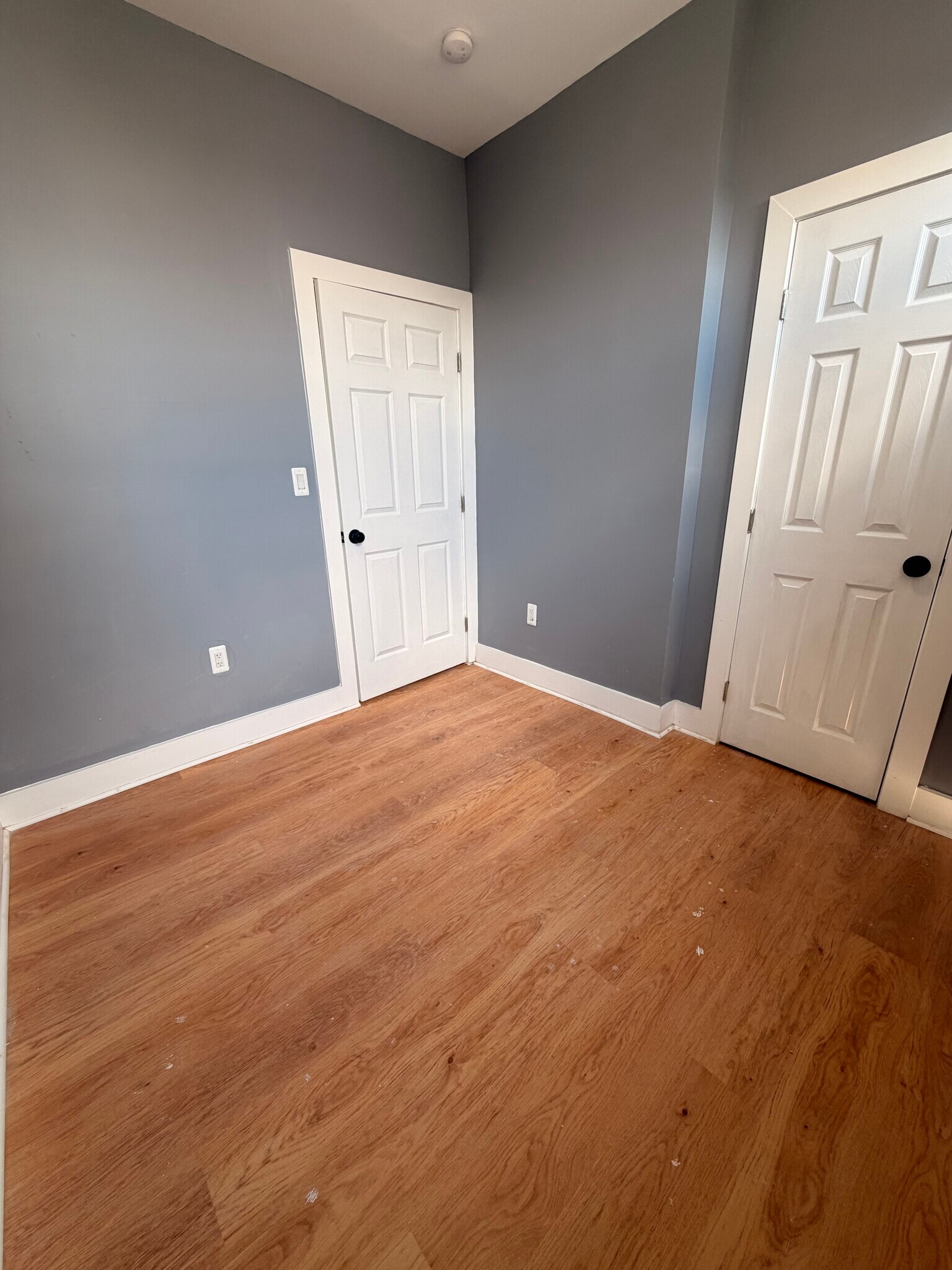 Building Photo - 1711 2nd St NE