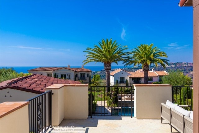 Building Photo - 21 Coral Cay