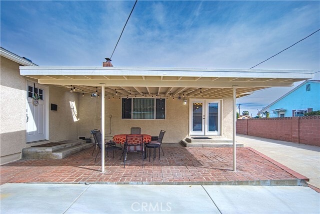 Building Photo - 549 N La Sena Ave