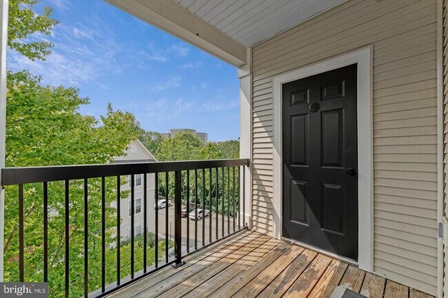 Building Photo - 11355 Aristotle Dr