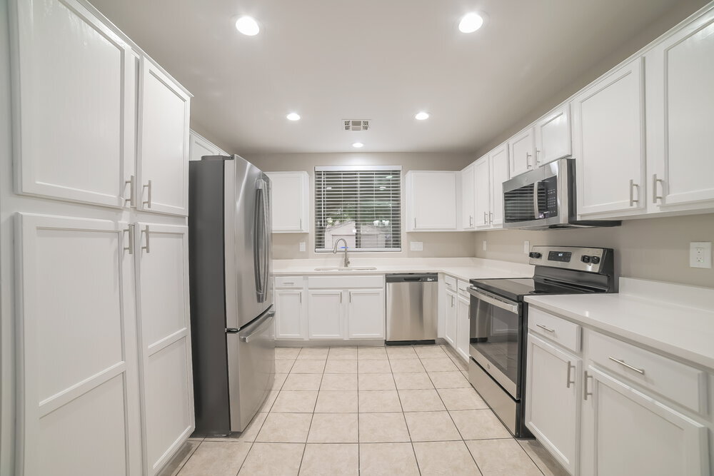 Building Photo - 7409 S 37th Glen