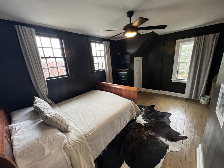 Building Photo - 3044 Brookside Parkway North Dr