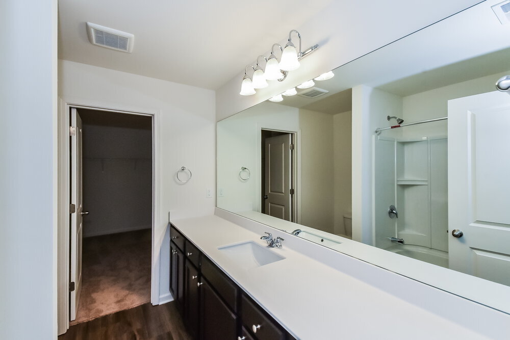 Building Photo - 44 Meriwether Ln