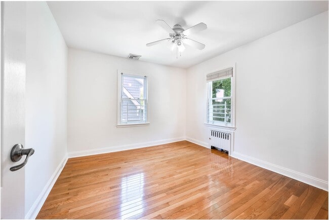 Building Photo - 85 BARROWS Ave