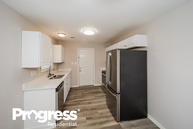 Building Photo - 3505 Mustang Dr