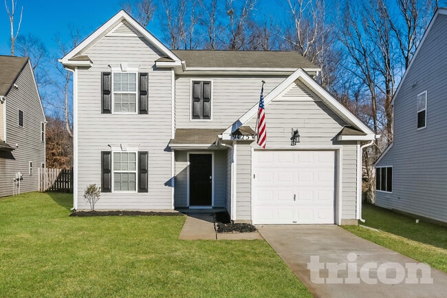 Building Photo - 9425 Macquarie Ln