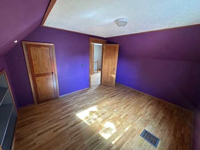 Building Photo - Ideally Located and Updated 4 Bed 2 Bath Fully-Fenced Home w/ Detached Garage/Shop!