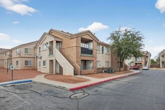 Building Photo - 1517 Frank-Aved St N