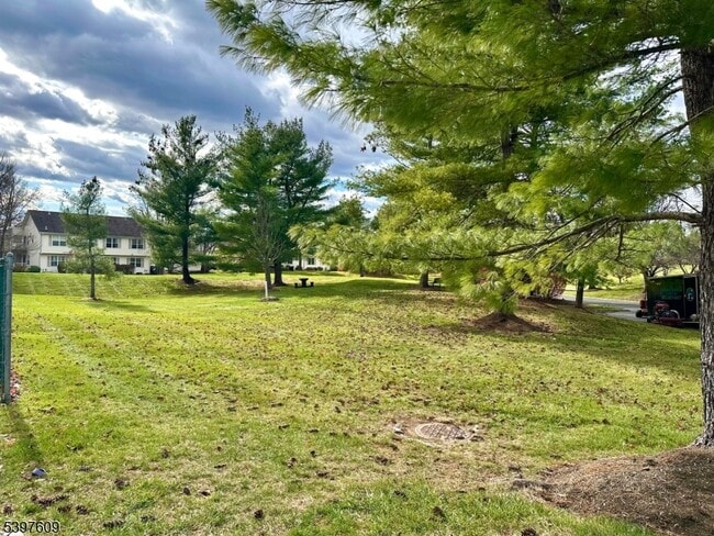 Building Photo - 188 Jamestown Rd