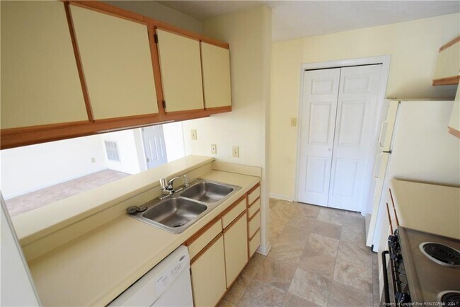 Building Photo - 2709 Preston Woods Ln