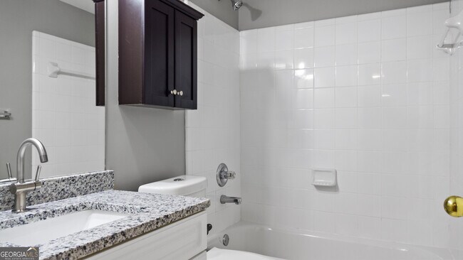 Building Photo - 6209 Benbrooke Dr NW