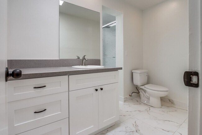 Building Photo - Charming & Upgraded San Marcos Home with P...