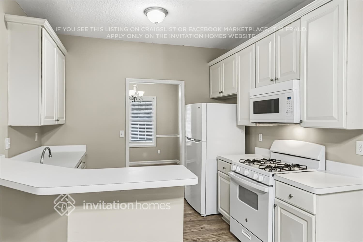 Building Photo - 8220 River Mill Ct