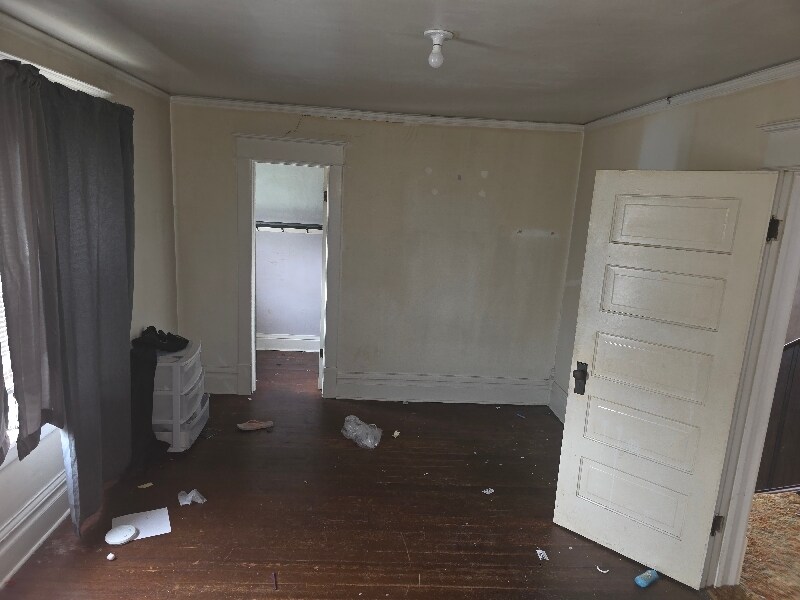 Building Photo - 625 Ruble Ave