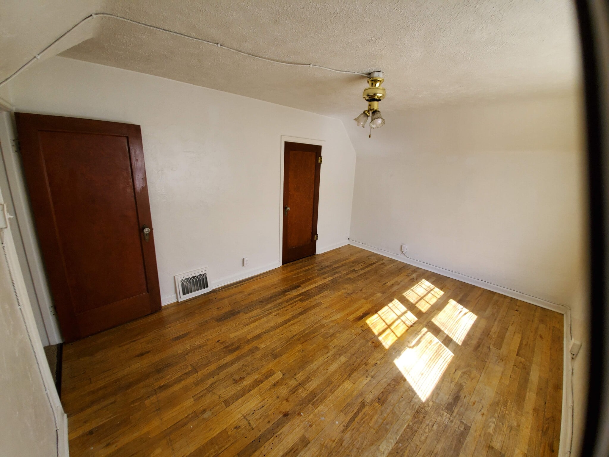 Upstairs bedroom view 2 - 426 W Benton St