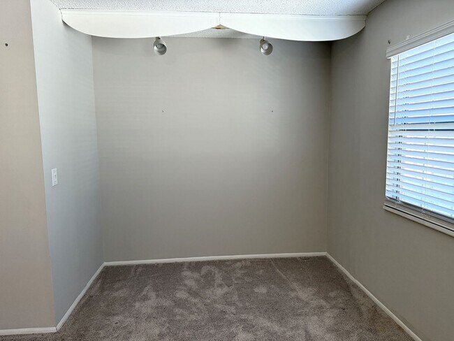 Building Photo - 4812 Windrush Ln