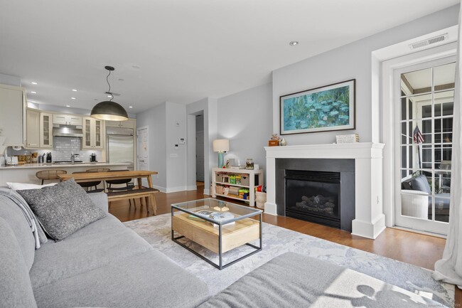 Building Photo - 77 Havemeyer Ln