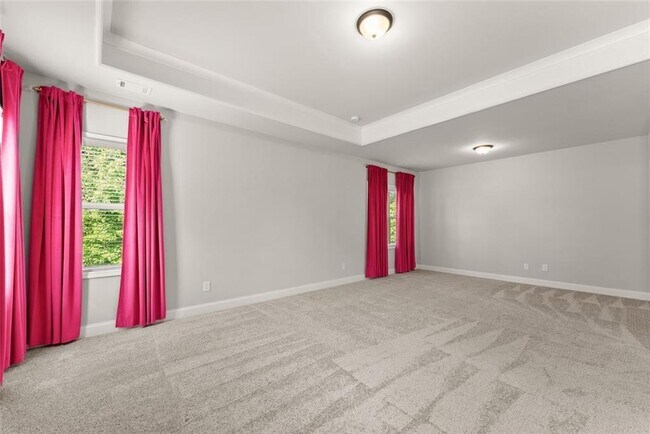 Building Photo - 4656 Silver Oak Dr SW