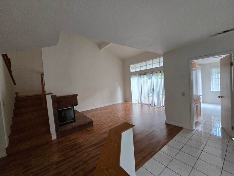 Building Photo - 1405 Bodega Way