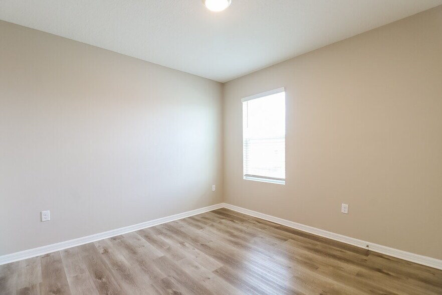 Building Photo - 10226 Geese Trail Cir